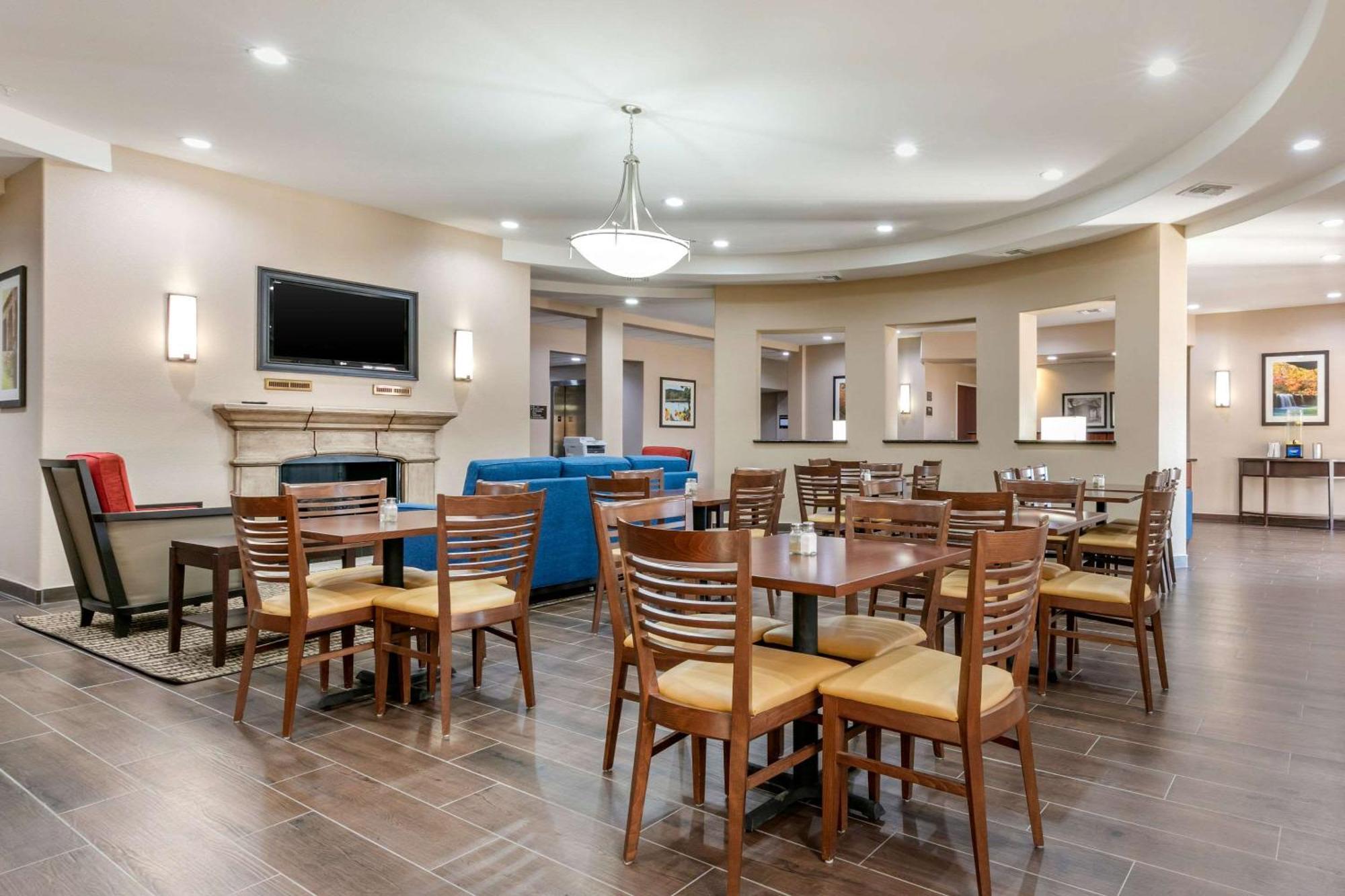 Comfort Inn&Suites Van Buren - Fort Smith Buitenkant foto