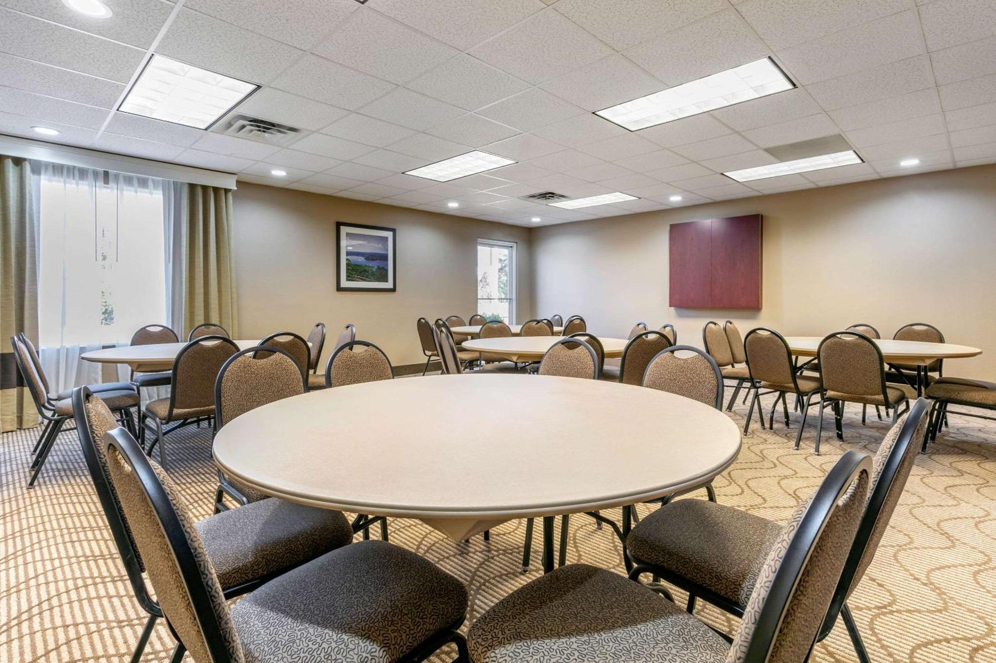 Comfort Inn&Suites Van Buren - Fort Smith Buitenkant foto